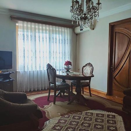 Giorgis Home Batumi Exterior photo